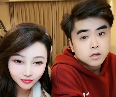 朱開：TES陣容是369、看片、Creme、JKL，輔助真不知道